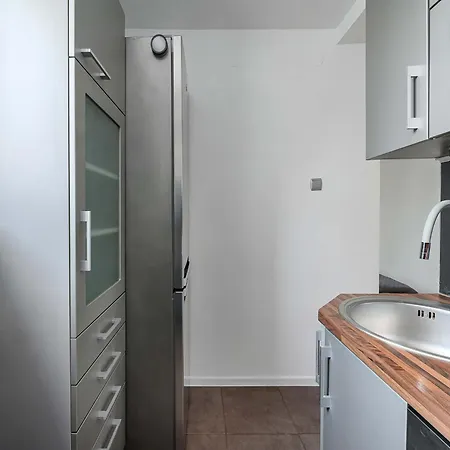 Апартаменти Wola Flat Near Center