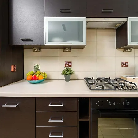 Wola Flat Near Center Апартаменти Варшава
