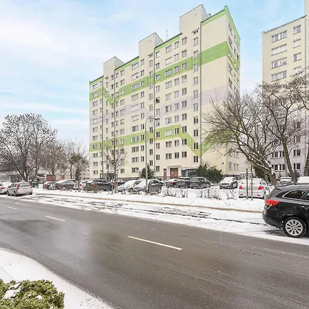 Апартаменти Wola Flat Near Center *
